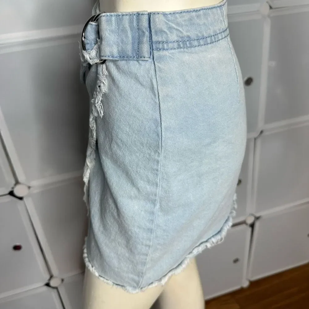 Tobi Belmont Shore LIght Wash Wrap Skirt Size 25